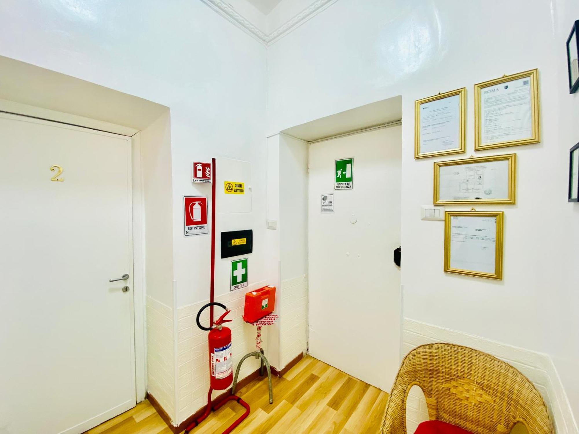 Comfort Inn Roma Termini Extérieur photo
